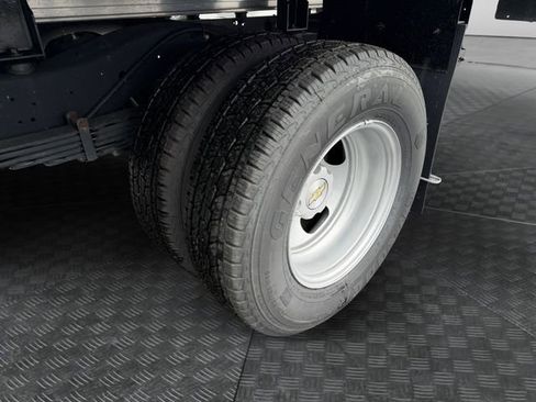 New 2025 Chevrolet Express 3500 w/ Power Convenience Package image 14