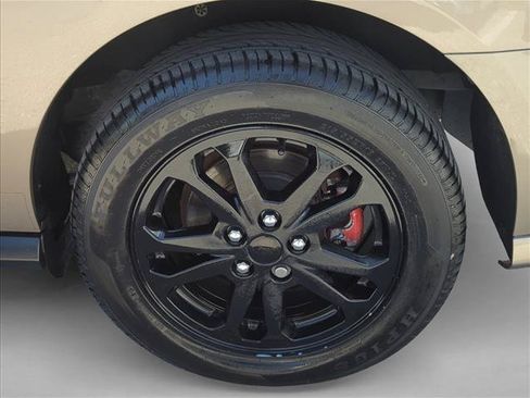 Used 2019 Ford Transit Connect XLT FWD image 5