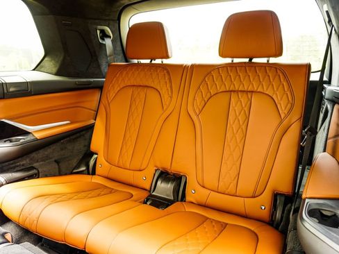 Used 2024 BMW X7 M60i w/ Executive Package AWD/4WD image 39