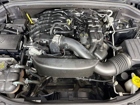 Used 2022 Dodge Durango GT RWD image 39