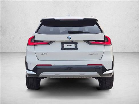 New 2027 BMW X1 xDrive28i AWD/4WD image 8