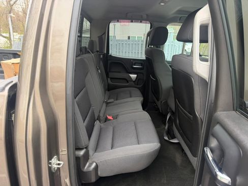 Used 2015 Chevrolet Silverado 1500 LT w/ LT Convenience Package image 18