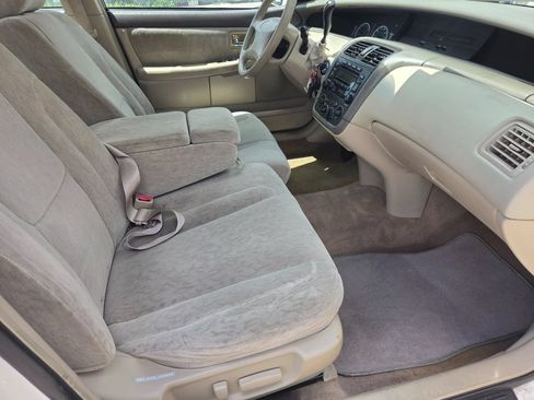 Used 2001 Toyota Avalon XL FWD image 33