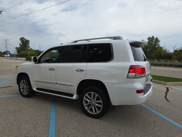 Used 2014 Lexus LX 570 4WD image 2