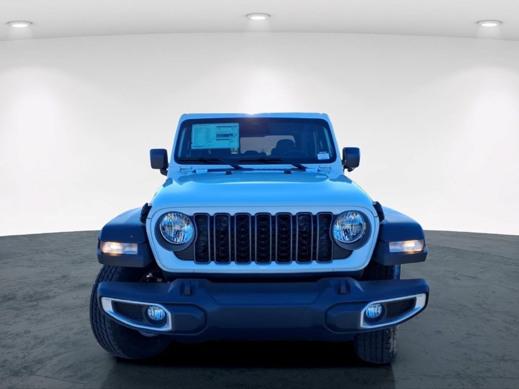 New 2027 Jeep Gladiator Sport AWD/4WD image 4