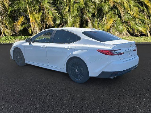 Used 2025 Toyota Camry SE FWD image 7