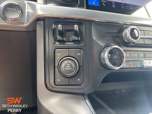 New 2025 Ford F150 Lariat w/ Equipment Group 501A Mid image 22