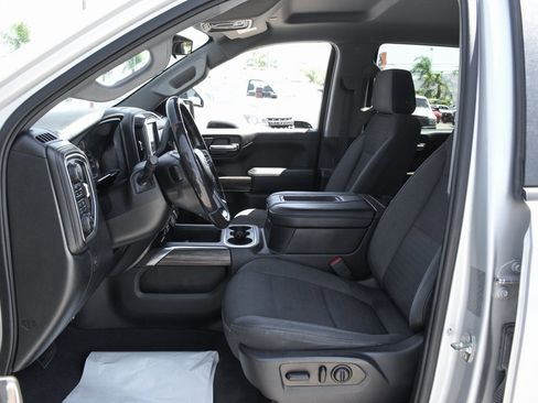 Used 2019 Chevrolet Silverado 1500 RST image 18