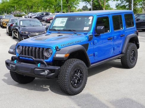 Used 2023 Jeep Wrangler Unlimited Rubicon 4xe image 2