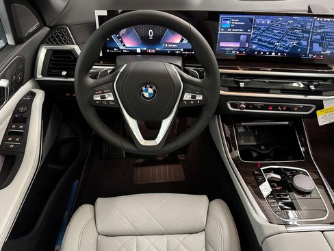 Used 2026 BMW X5 sDrive40i image 26