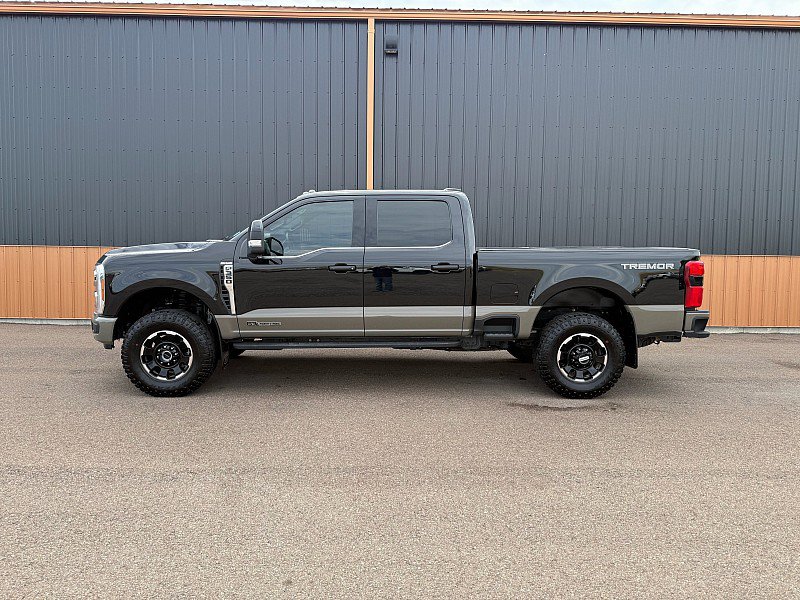 Used 2026 Ford F350 King Ranch w/ Tremor Off-Road Package AWD/4WD image 3