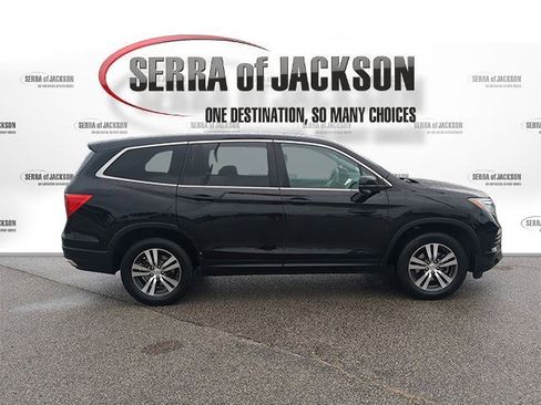 Used 2017 Honda Pilot EX-L image 9
