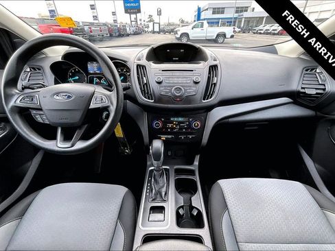 Used 2018 Ford Escape SE image 7