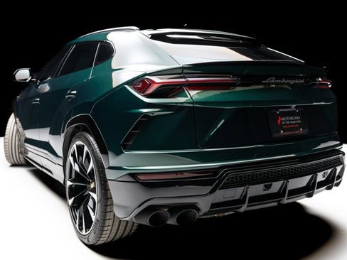Used 2021 Lamborghini Urus image 25