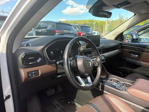 Used 2024 Honda Pilot Elite image 18