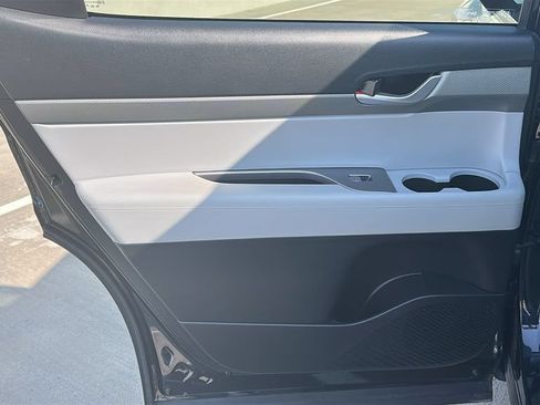 Used 2025 Hyundai Palisade SEL FWD image 32