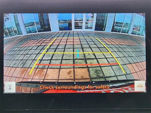 Used 2024 Toyota RAV4 SE image 22