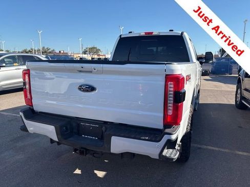 Used 2023 Ford F250 Lariat w/ Sport Appearance Package AWD/4WD image 12
