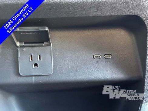 New 2026 Chevrolet Silverado EV LT image 25