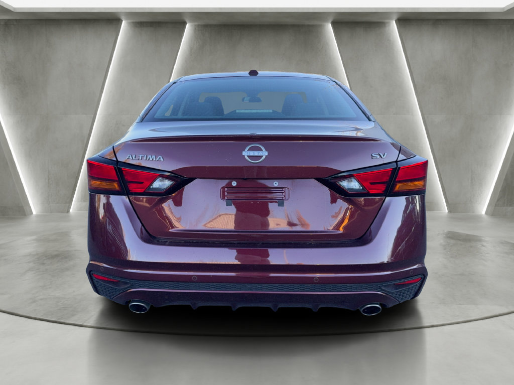 Used 2024 Nissan Altima 2.5 SV w/ SV Premium Package FWD image 6