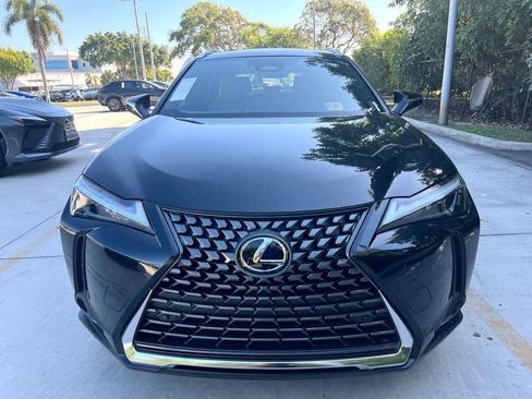 New 2026 Lexus UX 300h FWD image 4