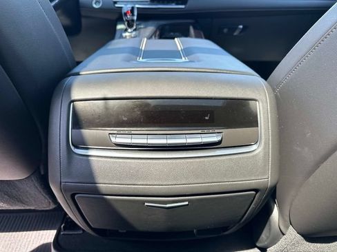 Used 2021 Cadillac Escalade Sport AWD/4WD image 15