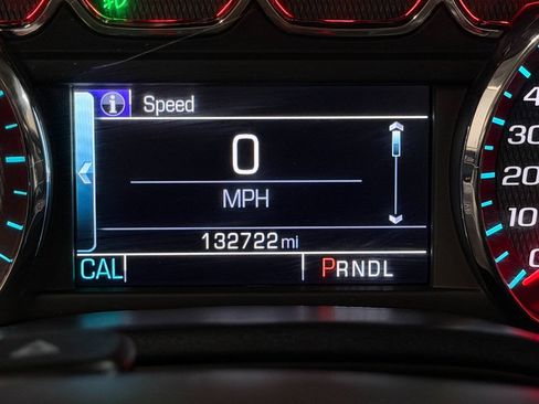 Used 2017 Chevrolet Silverado 1500 LT w/ All Star Edition AWD/4WD image 38