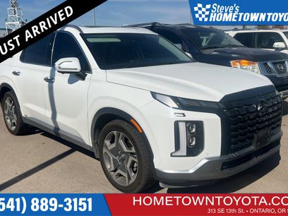 Used 2023 Hyundai Palisade Limited w/ Cargo Package