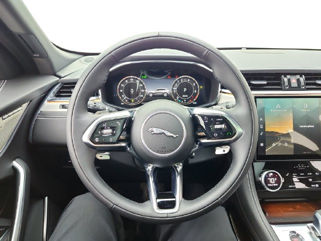 New 2026 Jaguar F-PACE R-Dynamic S AWD/4WD image 25