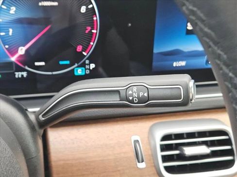 Certified 2025 Mercedes-Benz GLE 350 4MATIC image 15