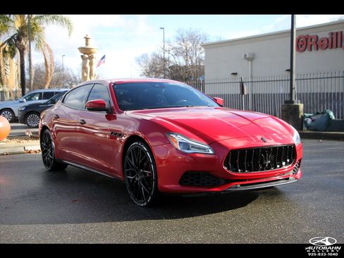 Used 2018 Maserati Quattroporte S image 3