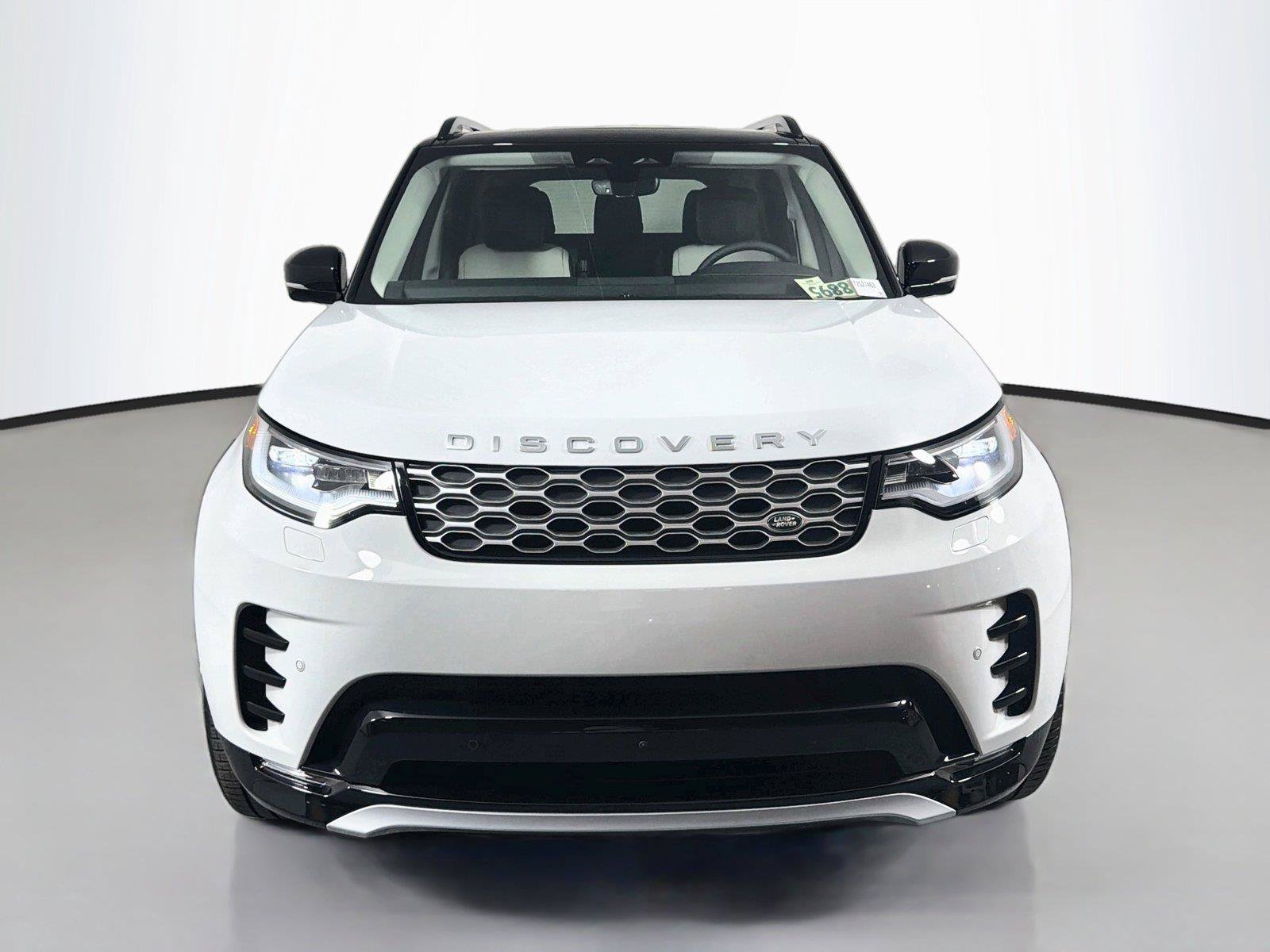 New 2026 Land Rover Discovery Limited Edition AWD/4WD image 2