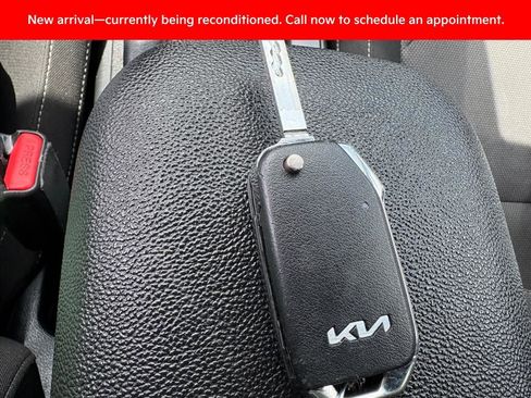 Certified 2024 Kia Forte LXS FWD image 28