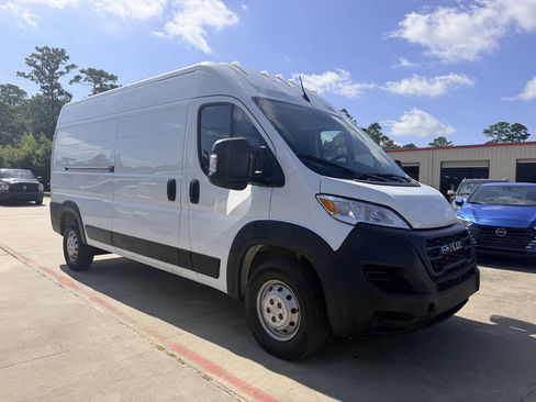 Used 2023 RAM ProMaster 2500 FWD image 7