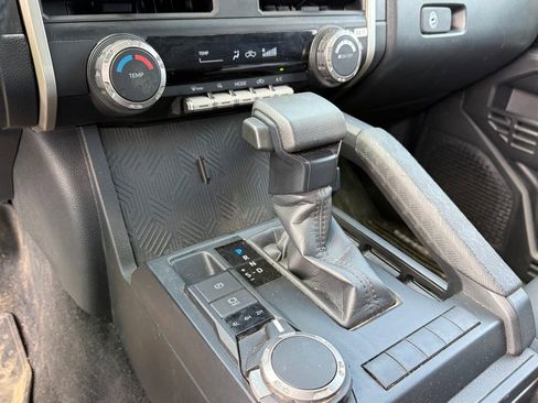 Used 2024 Toyota Tacoma SR image 21