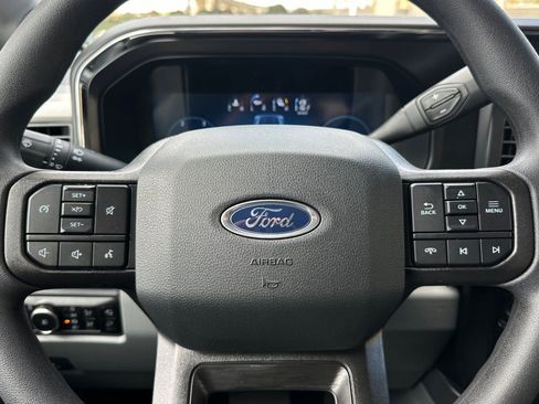 New 2026 Ford F250 XLT w/ XLT Premium Package AWD/4WD image 22