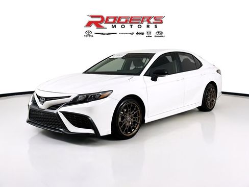 Certified 2023 Toyota Camry SE FWD image 8