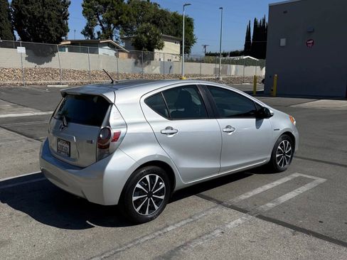 Used 2012 Toyota Prius C Two image 7