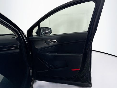 Used 2024 Kia Sportage LX image 30