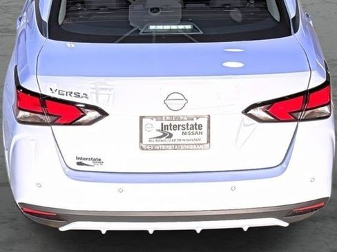 Used 2025 Nissan Versa SV w/ Trunk Package FWD image 12