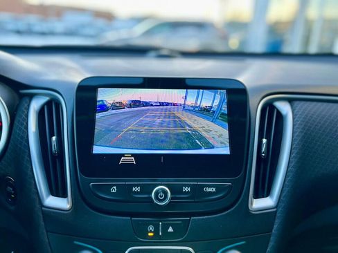 Used 2020 Chevrolet Malibu LS image 22