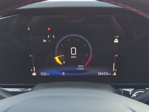Used 2025 Chevrolet Trax RS w/ Driver Confidence Package FWD image 11