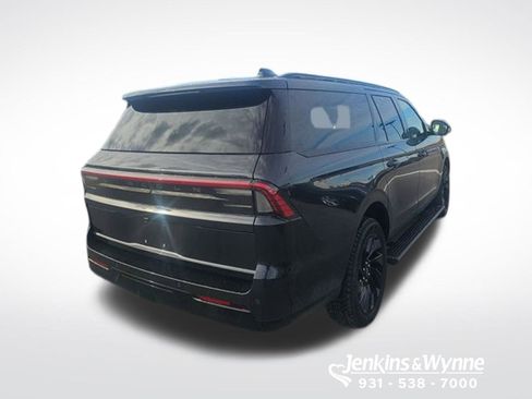 New 2026 Lincoln Navigator L Reserve w/ Jet Appearance Package AWD/4WD image 3