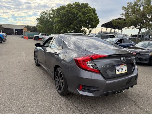 Used 2021 Honda Civic Sport image 4