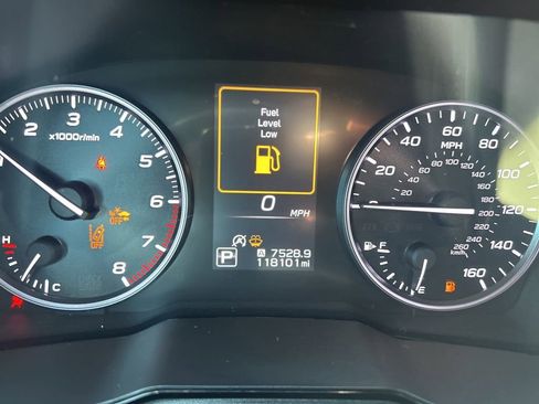 Used 2022 Subaru Outback Premium image 16