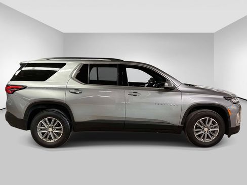 Used 2023 Chevrolet Traverse LT AWD/4WD image 6