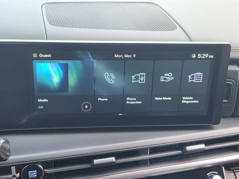 Certified 2025 Hyundai Santa Fe SEL image 12