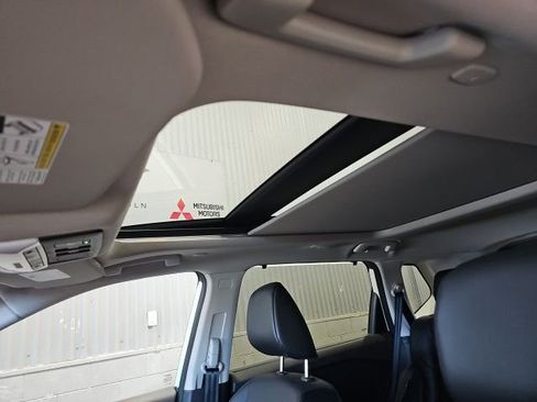 Certified 2023 Nissan Rogue SV w/ SV Premium Package AWD/4WD image 17