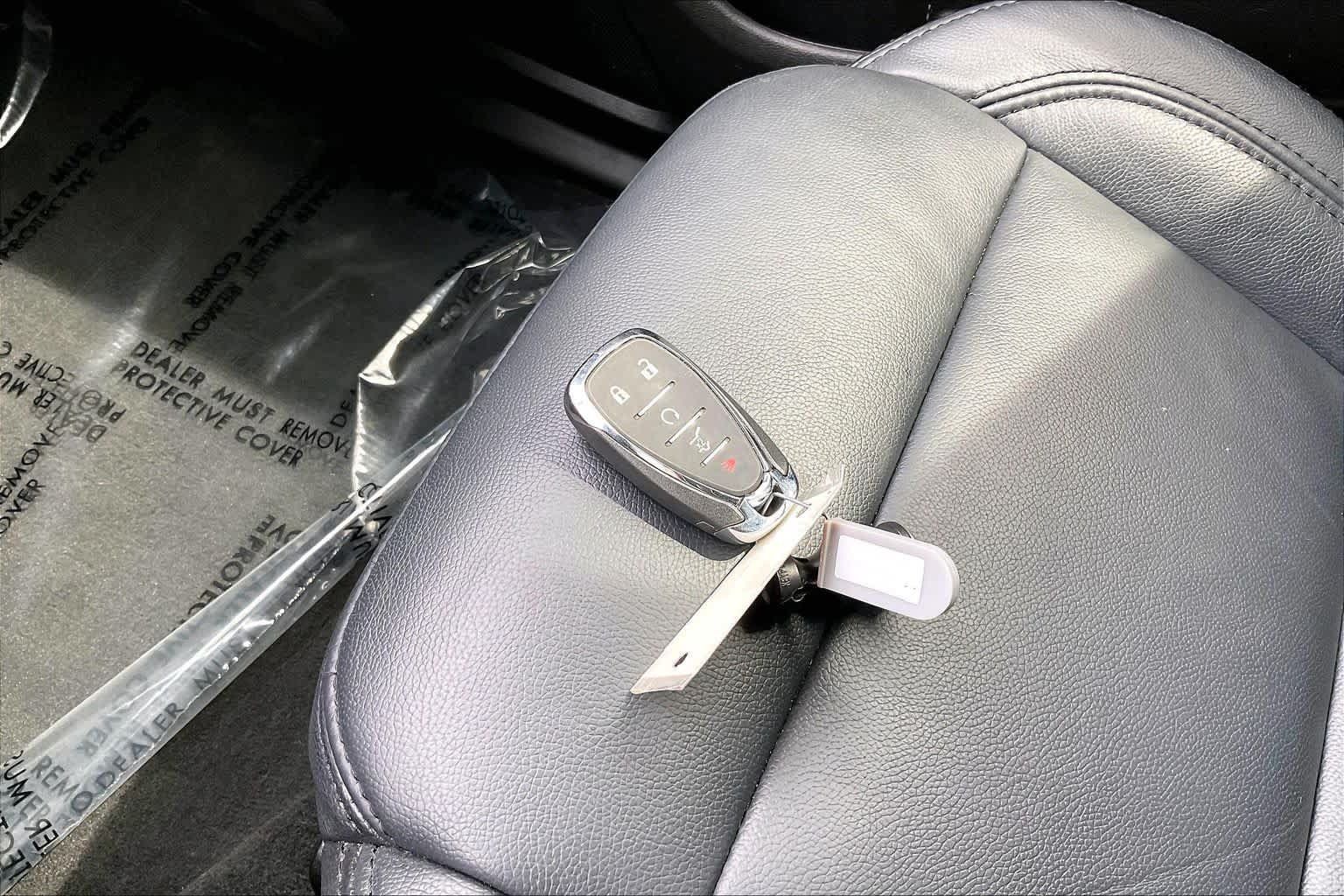 Used 2023 Chevrolet Traverse LT FWD image 11
