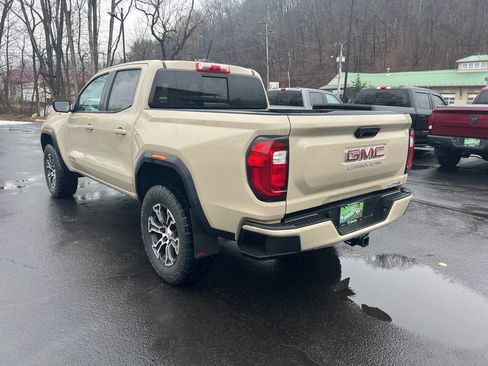 Used 2023 GMC Canyon AT4 image 7